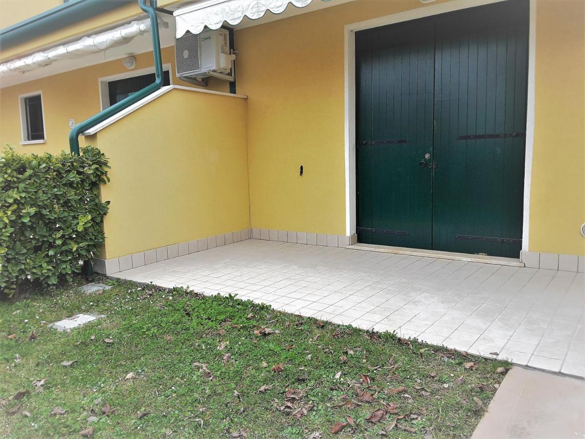 Hotel Apartments Villaggio Dei Fiori 4 Stars Luxury - Great Family Resort - Pet Friendly - With Hypermarket - Delivery Restaurant-Pizzeria - Room Breakfast With Supplement - Ultra Fast Wi-Fi - Play Area For Children - Olympic Swimming Pool - Parking 카오를레 외부 사진