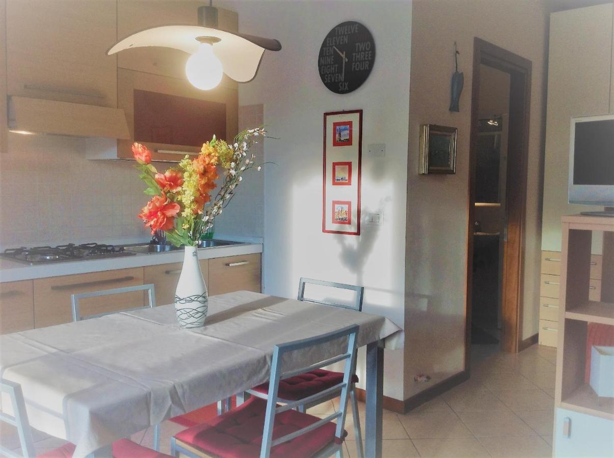 Hotel Apartments Villaggio Dei Fiori 4 Stars Luxury - Great Family Resort - Pet Friendly - With Hypermarket - Delivery Restaurant-Pizzeria - Room Breakfast With Supplement - Ultra Fast Wi-Fi - Play Area For Children - Olympic Swimming Pool - Parking 카오를레 외부 사진