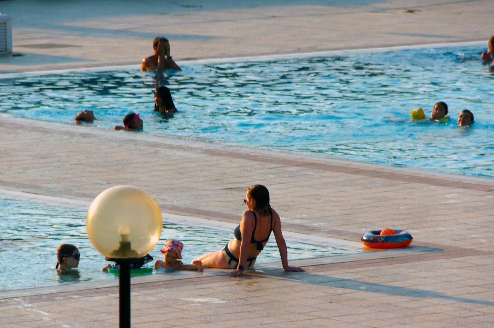 Hotel Apartments Villaggio Dei Fiori 4 Stars Luxury - Great Family Resort - Pet Friendly - With Hypermarket - Delivery Restaurant-Pizzeria - Room Breakfast With Supplement - Ultra Fast Wi-Fi - Play Area For Children - Olympic Swimming Pool - Parking 카오를레 외부 사진